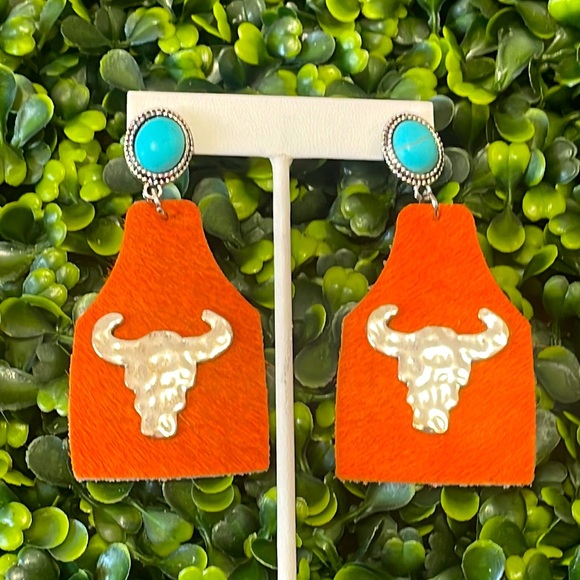 🎉🧡 NEW Orange Turquoise Dangle Earrings Game Days - Picture 1 of 3